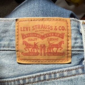 Levi's Classic Denim Jean skirt